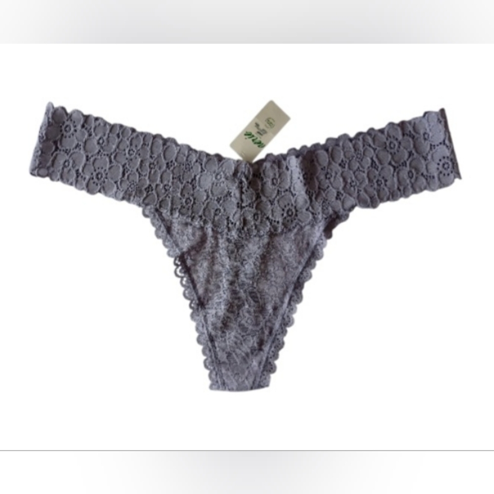 Aerie Gray Lace Thong Panty, Size L